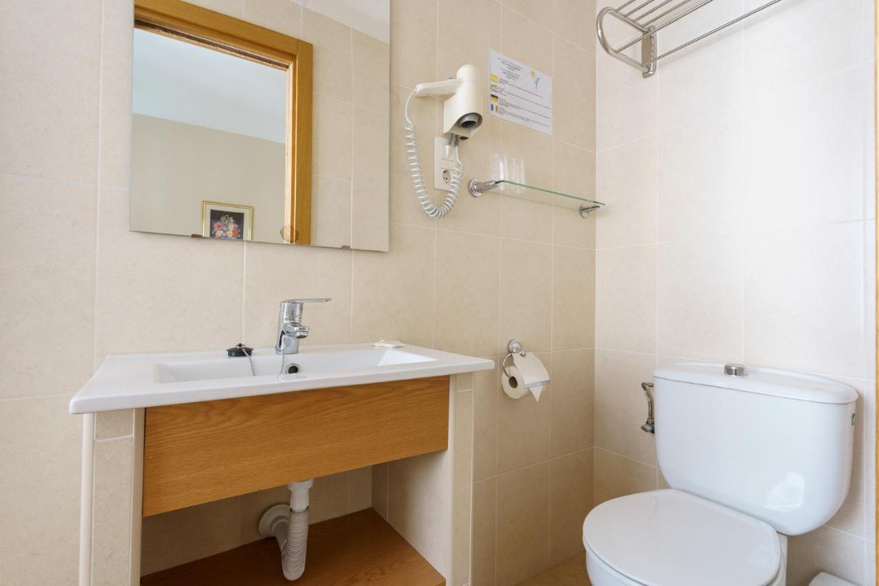 Hostal Costabella Powered By Faro Homes Fuengirola Exteriér fotografie